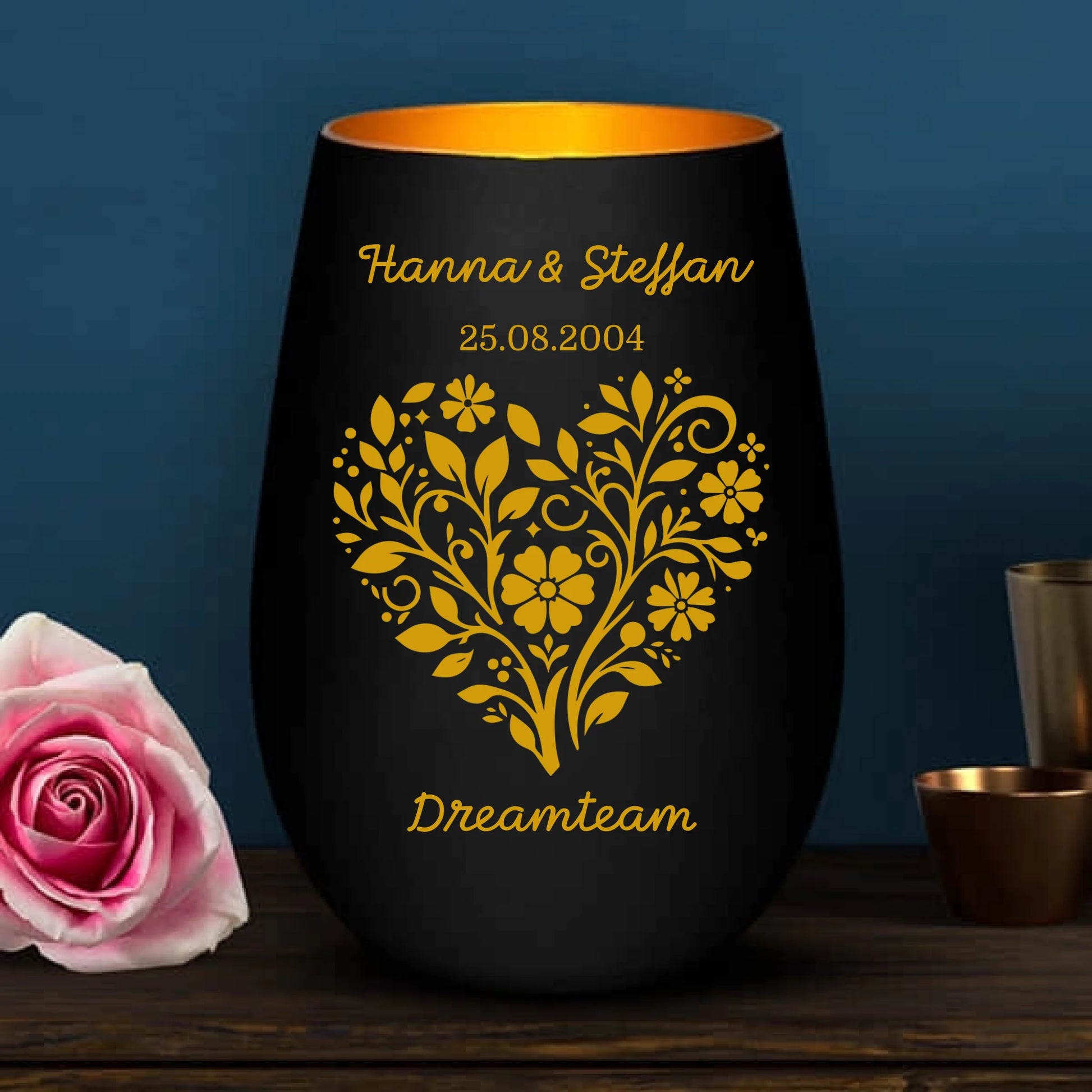 lantern-black-gold